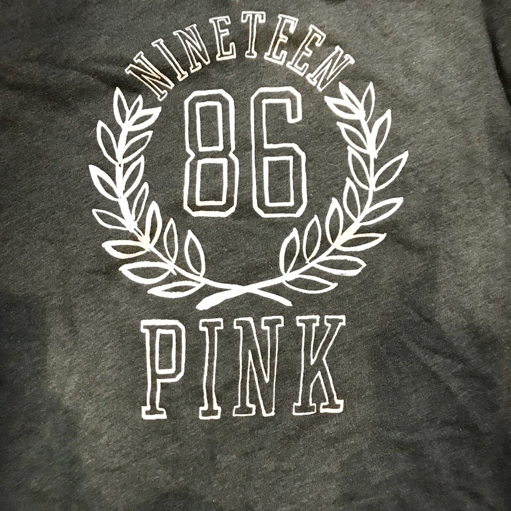 Victoria’s Secret PINK oversized pullover - Picture 3 of 6